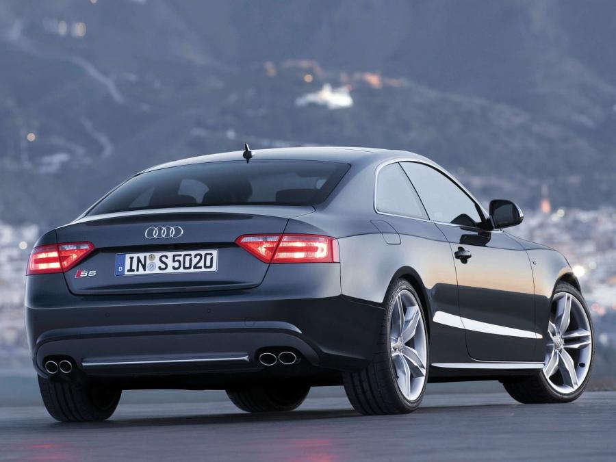  Audi S5 Coupe 2007 года  (фото 11 из 20)